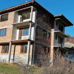 Къща в с. Могилица, Област Смолян - 330 кв.м за 85 €/кв.м - Снимка #1