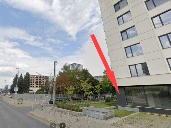 Дава се под наем Гараж / Паркомясто в София, 7-ми 11-ти километър - 10 кв.м за 86.7 € - Снимка #1