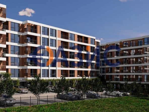 Тристаен апартамент в Бургас, Център - 104 кв.м за 498 €/кв.м - Снимка #1