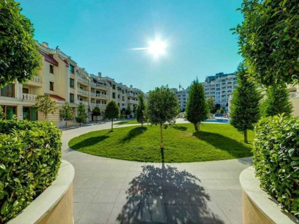 Тристаен апартамент в Варна, Аспарухово - 101 кв.м за 1733 €/кв.м - Снимка #1