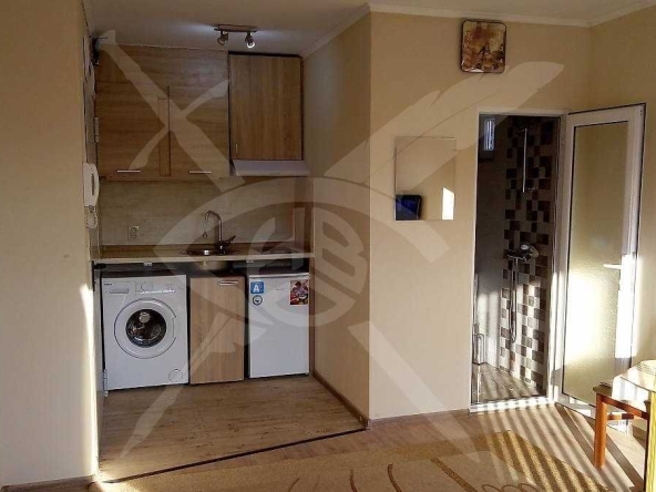 Дава се под наем Едностаен апартамент в Варна, Център - 35 кв.м за 325 € - Снимка #1