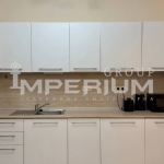 Дава се под наем Двустаен апартамент в Варна, Аспарухово - 65 кв.м за 663 € - Снимка #1