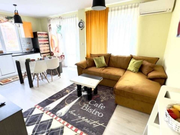 Двустаен апартамент в Пловдив, Център - 61 кв.м за 2296 €/кв.м - Снимка #1