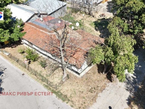 Къща в Русе, Здравец Изток - 159 кв.м за 656 €/кв.м - Снимка #1