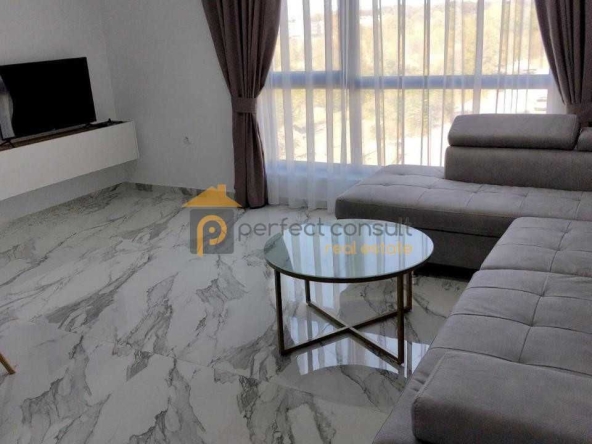 Дава се под наем Двустаен апартамент в Пловдив, Христо Смирненски - 80 кв.м за 550 € - Снимка #1