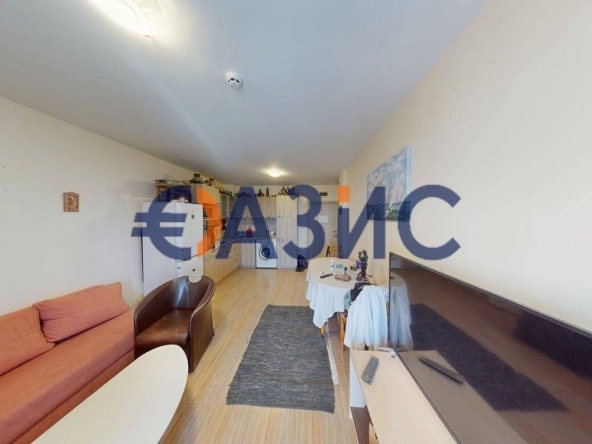 Двустаен апартамент в с. Кошарица, Област Бургас - 64 кв.м за 518 €/кв.м - Снимка #1