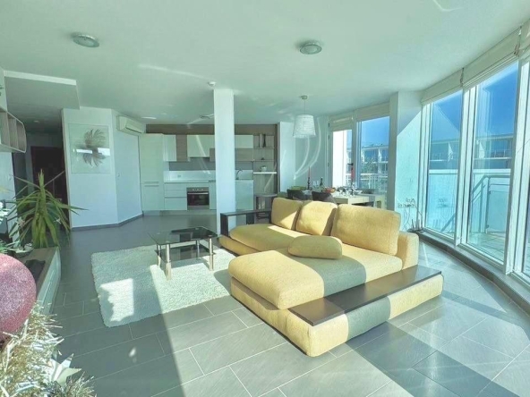 Мезонет в Бургас, Сарафово - 281 кв.м за 408 €/кв.м - Снимка #1