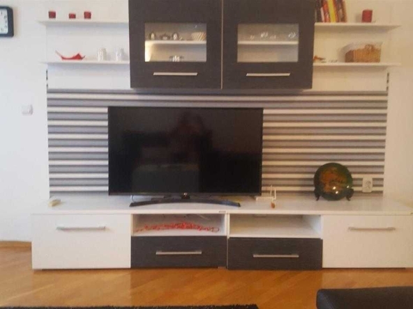 Дава се под наем Тристаен апартамент в Пловдив, Въстанически - 89 кв.м за 510 € - Снимка #1