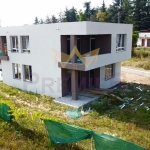 Къща в Варна, м-т Боровец - юг - 200 кв.м за 498 €/кв.м - Снимка #1