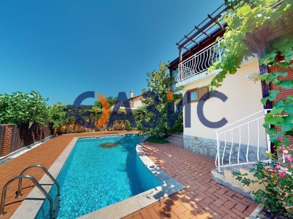 Къща в с. Кошарица, Област Бургас - 264 кв.м за 1459 €/кв.м - Снимка #1