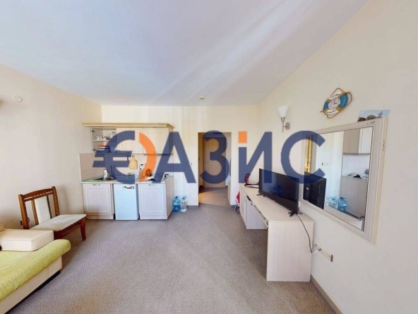 Тристаен апартамент в к.к. Слънчев бряг - 89 кв.м за 745 €/кв.м - Снимка #1