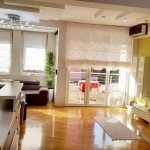 Дава се под наем Двустаен апартамент в Бургас, Център - 65 кв.м за 153 € - Снимка #1