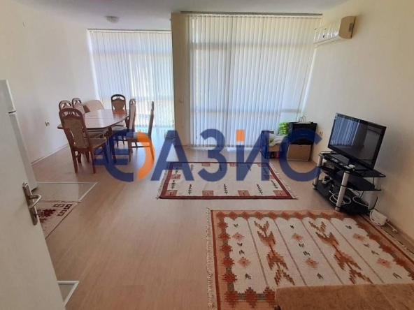 Тристаен апартамент в к.к. Слънчев бряг - 85 кв.м за 582 €/кв.м - Снимка #1