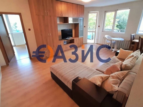 Двустаен апартамент в к.к. Слънчев бряг - 79 кв.м за 798 €/кв.м - Снимка #1