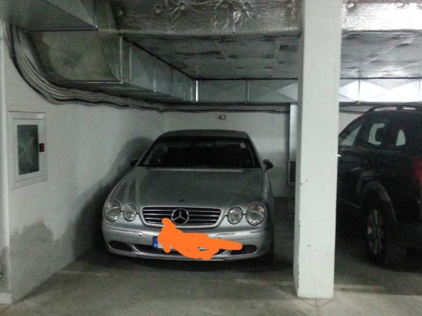 Дава се под наем Гараж / Паркомясто в София, Гео Милев - 23 кв.м за 76.5 € - Снимка #1