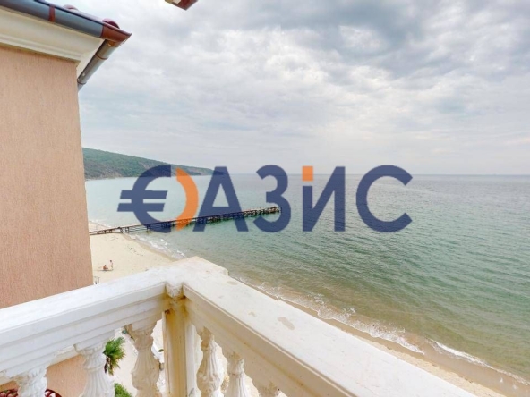 Едностаен апартамент в к.к. Елените - 35 кв.м за 1972 €/кв.м - Снимка #1