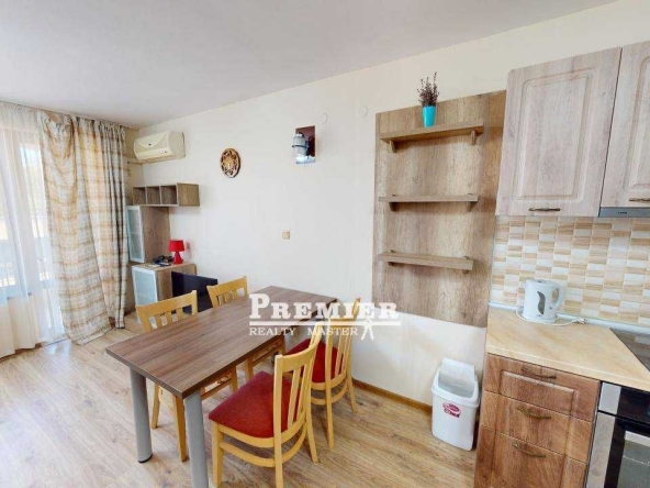 Тристаен апартамент в к.к. Слънчев бряг - 99 кв.м за 960 €/кв.м - Снимка #1