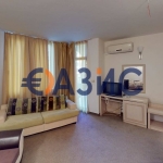 Двустаен апартамент в к.к. Слънчев бряг - 63 кв.м за 921 €/кв.м - Снимка #1