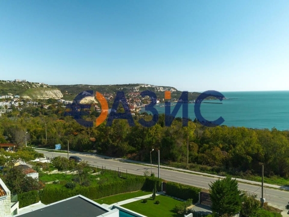 Къща в Балчик - 757 кв.м за 707 €/кв.м - Снимка #1