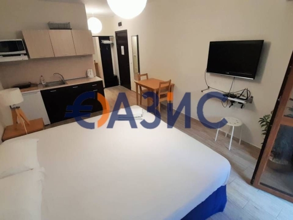 Едностаен апартамент в к.к. Слънчев бряг - 34 кв.м за 1824 €/кв.м - Снимка #1