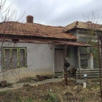 Четиристаен апартамент в с. Божурово, Област Добрич - 120 кв.м за 85 €/кв.м - Снимка #1