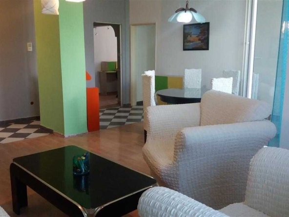 Дава се под наем Тристаен апартамент в Пловдив, Център - 77 кв.м за 249.9 € - Снимка #1