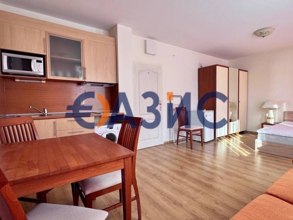 Едностаен апартамент в к.к. Слънчев бряг - 42 кв.м за 1200 €/кв.м - Снимка #1