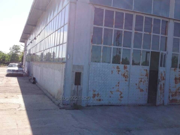 Дава се под наем Промишлена сграда в Стара Загора, Кольо Ганчев - 120 кв.м за 408 € - Снимка #1