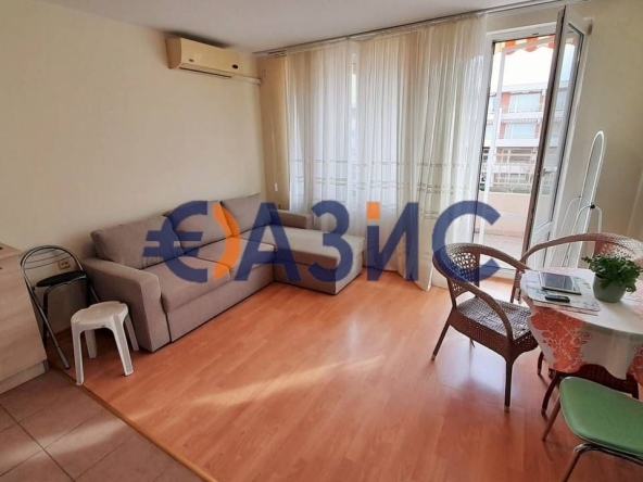 Едностаен апартамент в к.к. Слънчев бряг - 40 кв.м за 1125 €/кв.м - Снимка #1