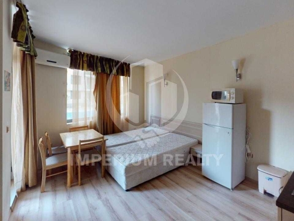 Двустаен апартамент в к.к. Слънчев бряг - 59 кв.м за 967 €/кв.м - Снимка #1