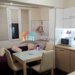 Дава се под наем Двустаен апартамент в Варна, Цветен квартал - 60 кв.м за 510 € - Снимка #1