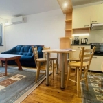 Дава се под наем Двустаен апартамент в Бургас, Център - 57 кв.м за 357 € - Снимка #1