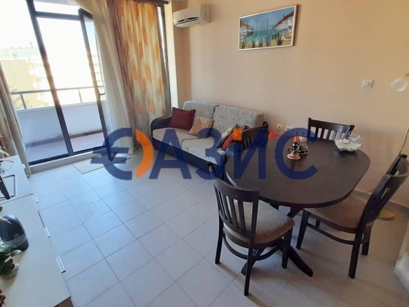 Двустаен апартамент в к.к. Слънчев бряг - 75 кв.м за 980 €/кв.м - Снимка #1