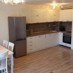 Дава се под наем Тристаен апартамент в Бургас, Братя Миладинови - 100 кв.м за 663 € - Снимка #1