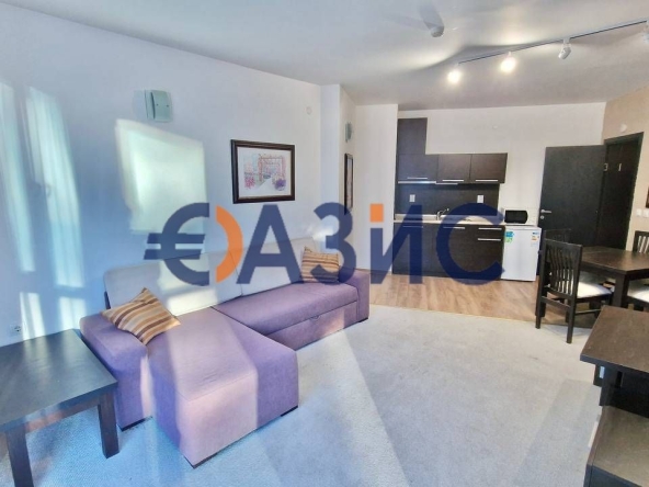 Двустаен апартамент в Бургас, Сарафово - 67 кв.м за 1178 €/кв.м - Снимка #1
