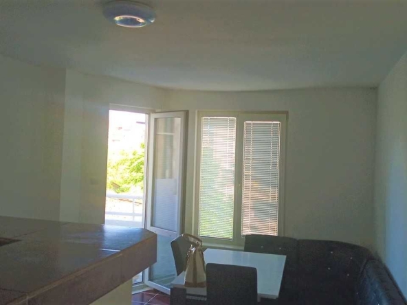 Дава се под наем Двустаен апартамент в София, Зона Б-18 - 65 кв.м за 459 € - Снимка #1