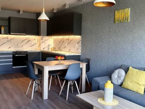 Дава се под наем Двустаен апартамент в София, Младост 1 - 75 кв.м за 372.3 € - Снимка #1