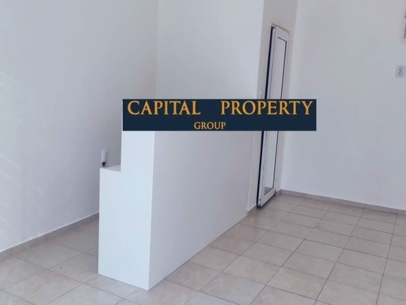 Дава се под наем Офис в Варна, Зимно кино Тракия - 30 кв.м за 310 € - Снимка #1