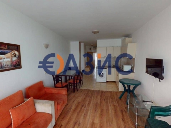 Двустаен апартамент в к.к. Слънчев бряг - 74 кв.м за 933 €/кв.м - Снимка #1