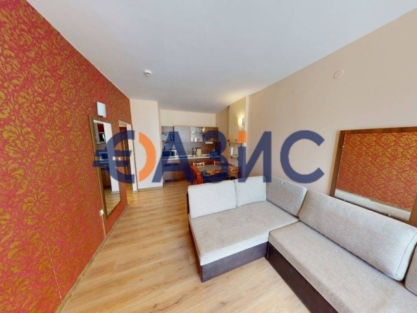 Двустаен апартамент в к.к. Слънчев бряг - 67 кв.м за 1120 €/кв.м - Снимка #1