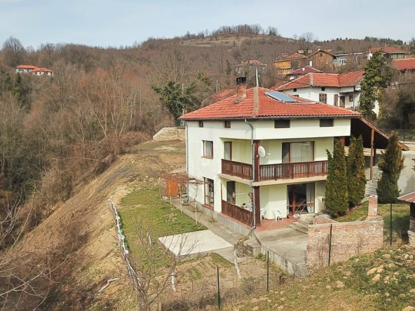 Къща в Трявна - 285 кв.м за 790 €/кв.м - Снимка #1