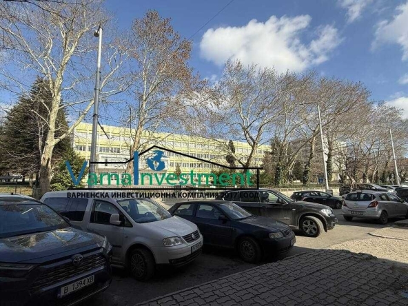 Тристаен апартамент в Варна, Лятно кино Тракия - 112 кв.м за 1608 €/кв.м - Снимка #1