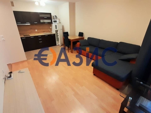 Двустаен апартамент в к.к. Слънчев бряг - 65 кв.м за 1085 €/кв.м - Снимка #1