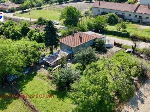 Къща в с. Тръстеник, Област Русе - 65 кв.м за 459 €/кв.м - Снимка #1