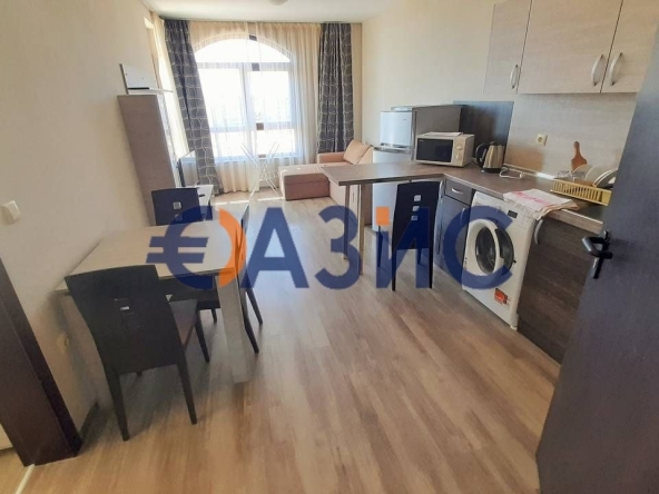 Двустаен апартамент в Свети Влас - 68 кв.м за 1743 €/кв.м - Снимка #1