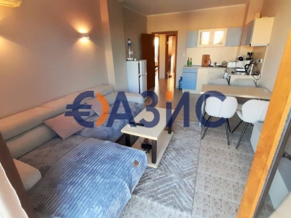 Тристаен апартамент в к.к. Слънчев бряг - 92 кв.м за 1066 €/кв.м - Снимка #1