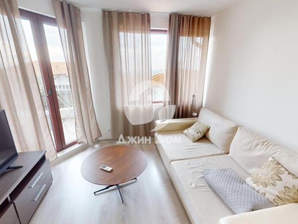 Тристаен апартамент в с. Кошарица, Област Бургас - 94 кв.м за 1011 €/кв.м - Снимка #1