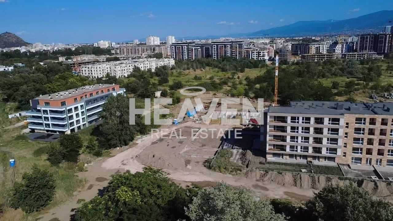 Парцел в Пловдив, Център - 2655 кв.м за 332 €/кв.м - Снимка #1