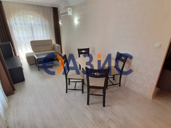 Двустаен апартамент в к.к. Слънчев бряг - 62 кв.м за 1396 €/кв.м - Снимка #1
