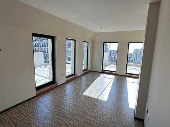 Мезонет в Свети Влас - 133 кв.м за 715 €/кв.м - Снимка #1